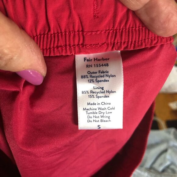 NWT Fair Harbor The Corliss Shorts Raspberry Size S - Picture 10 of 10